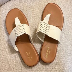 Cole Haan Women's Cream and Tan Felix Grand 360 Thong Sandals Sz 8
